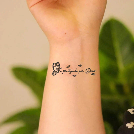 Protected Yet Strong Tattoo (protegida poi dure)